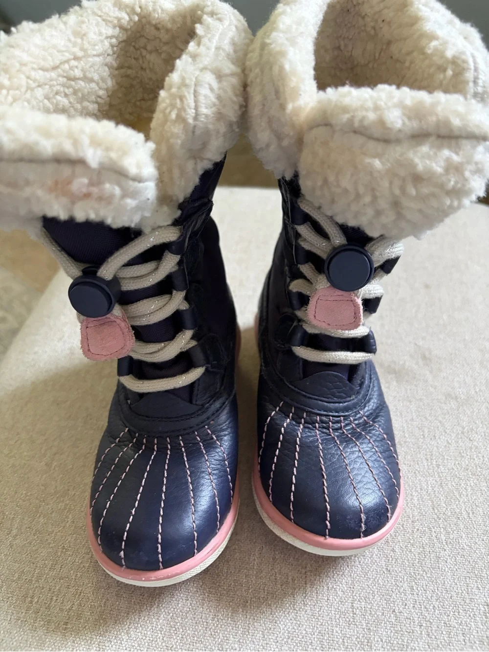Great condition Clark’s leather goretex boots